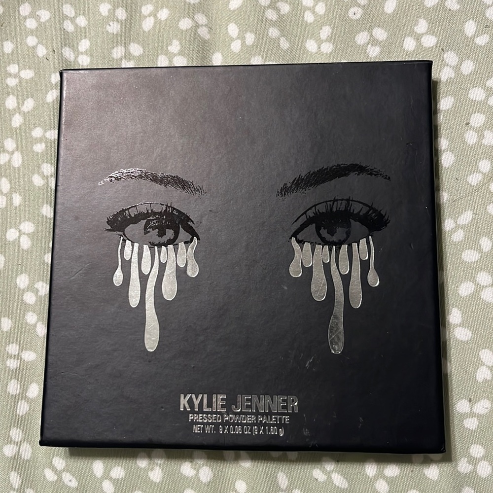 Kylie Cosmetics Sorta Sweet Eyeshadow Palette